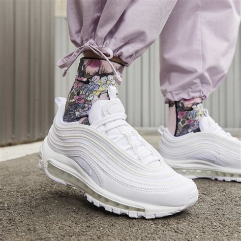 nike 97 damen weiß foot locker|Nike Air Max 97 Shoes .